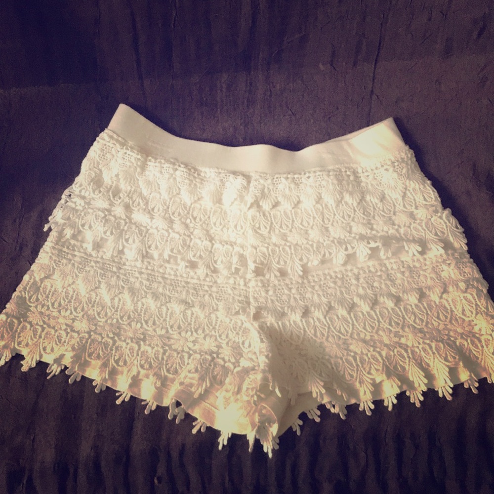 Crotchet shorts